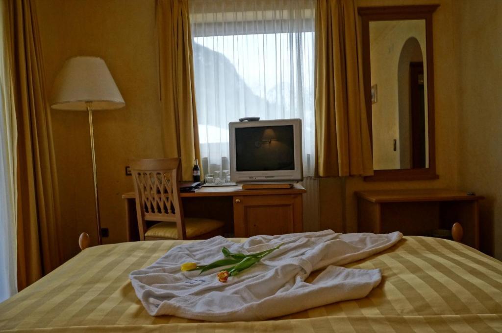Hotel Panorama Kaprun Quarto foto